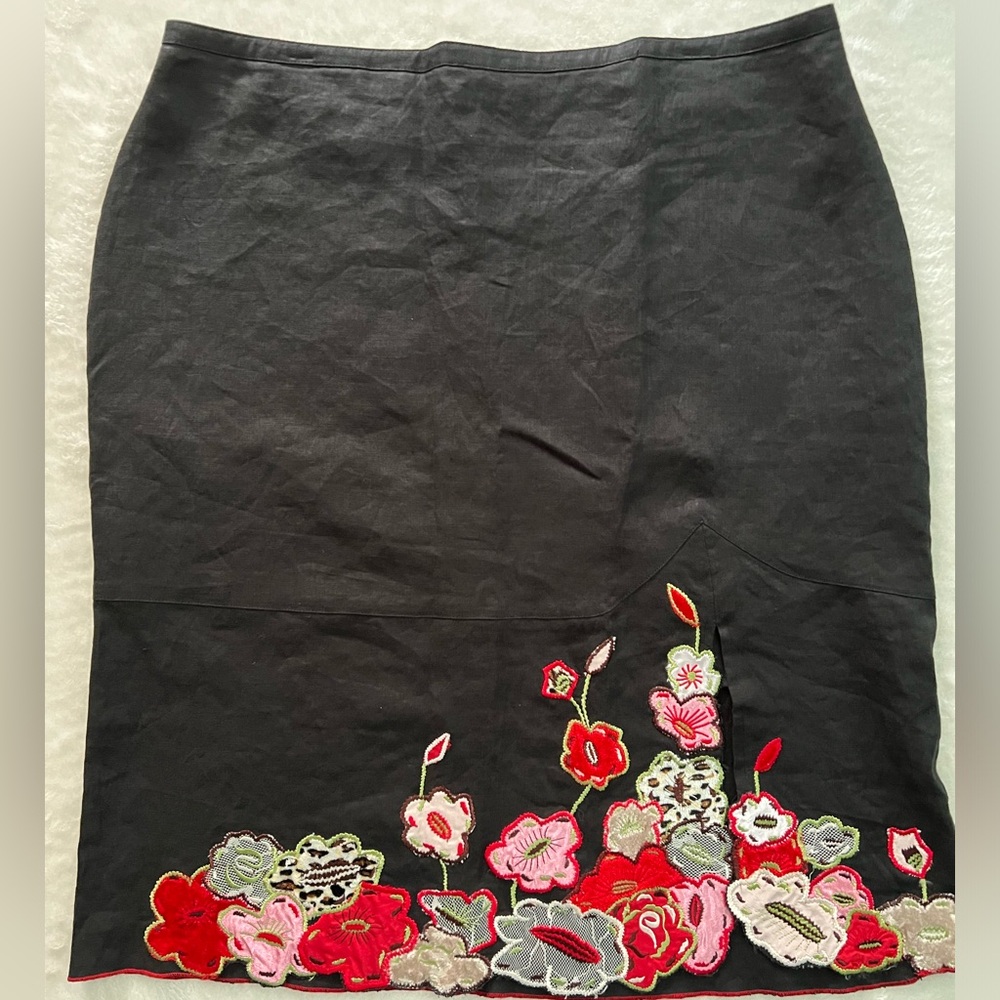 Clio 100% Linen Embroidered Flower Left Front Slit Skirt, Size 14